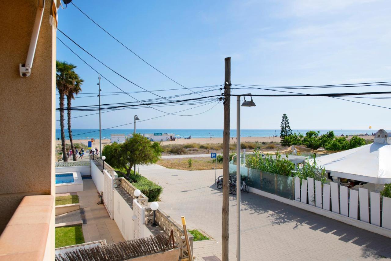 Apartamentos Marplana Castelldefels Buitenkant foto