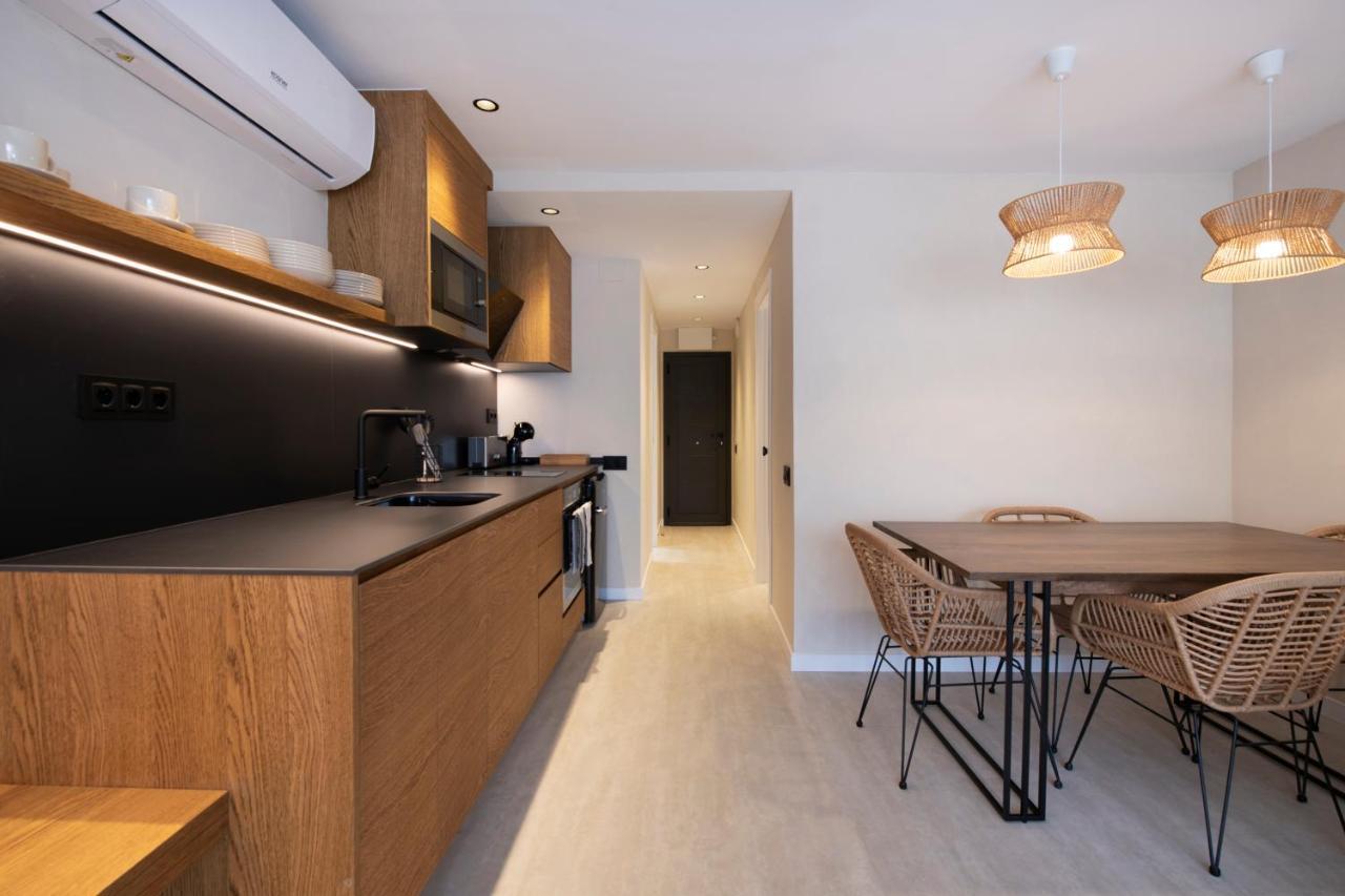 Apartamentos Marplana Castelldefels Buitenkant foto